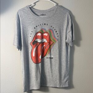 Gray Rolling Stones Graphic T-Shirt size medium
